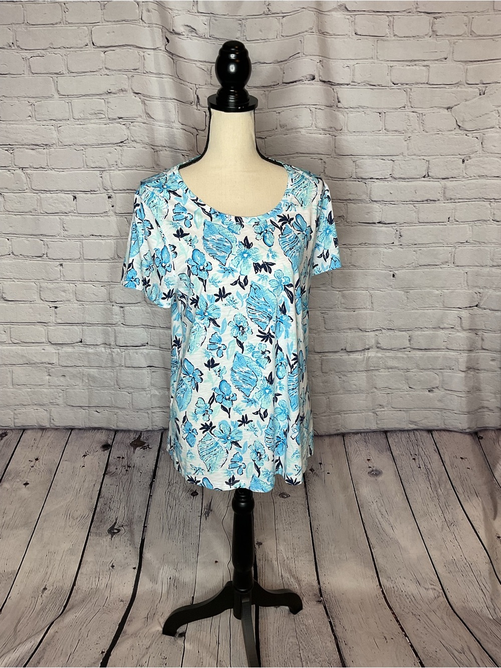Lilly Pulitzer Etta Scoop Neck Resort White Seashell Splendor Large NWT